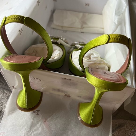 Amina Muaddi Begum Sling Black Pumps - Picture 6 of 6